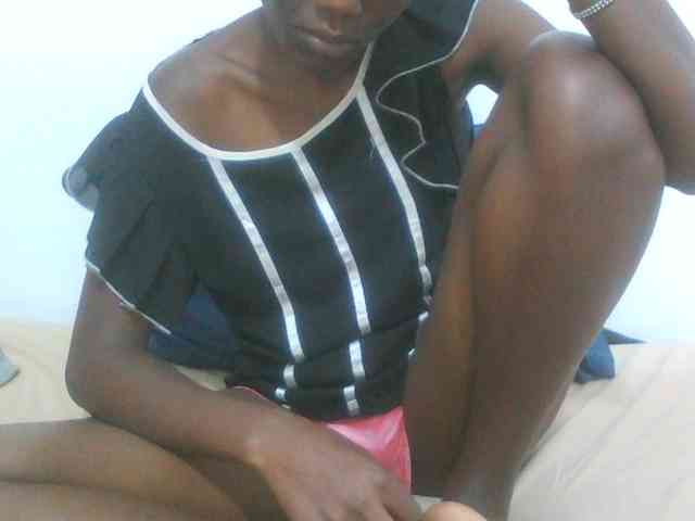 sexydiva2 webcam