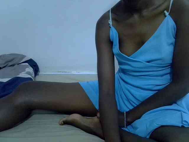 sexydiva2 webcam