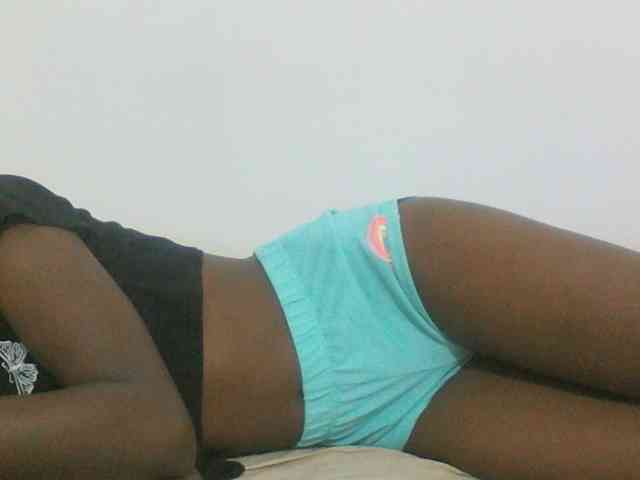 sexydiva2 webcam