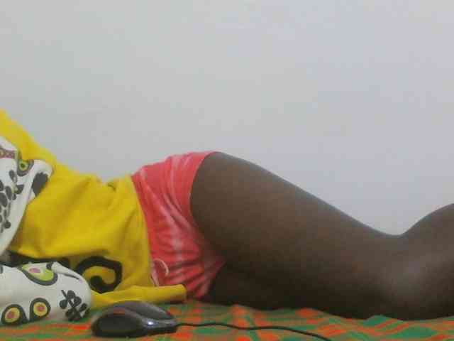 sexydiva2 webcam