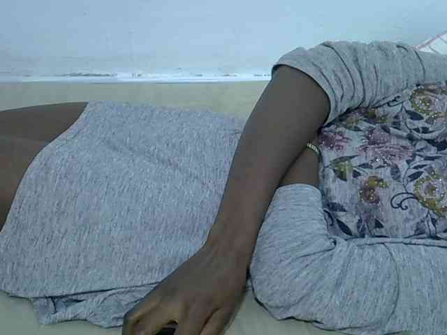 sexydiva2 webcam