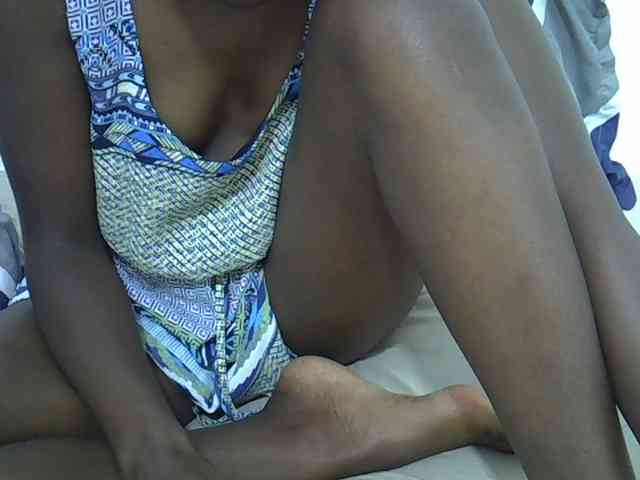 sexydiva2 webcam