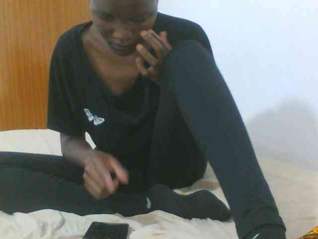 sexydiva2 webcam