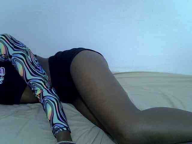 sexydiva2 webcam