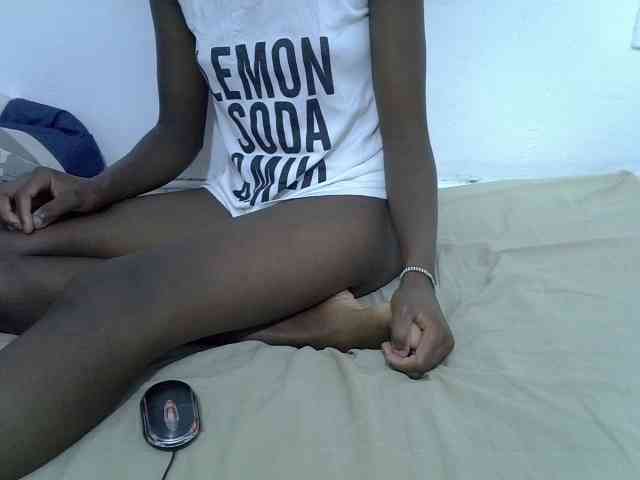 sexydiva2 webcam