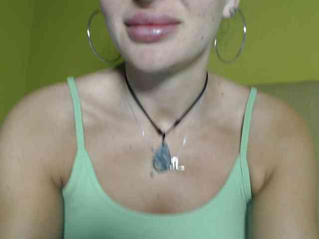 Caramellaa webcam