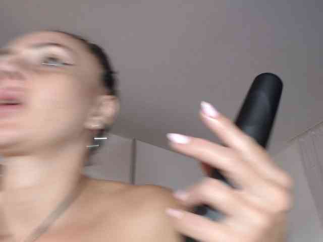 Caramellaa webcam