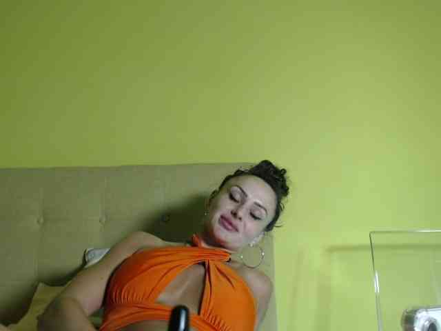 Caramellaa webcam