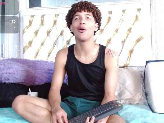 ian-smith Sex Cam Show