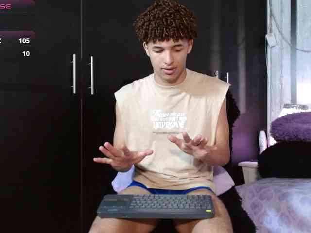 ian-smith Sex Cam Show