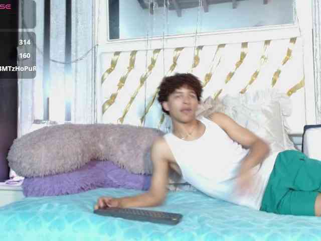 ian-smith Sex Cam Show