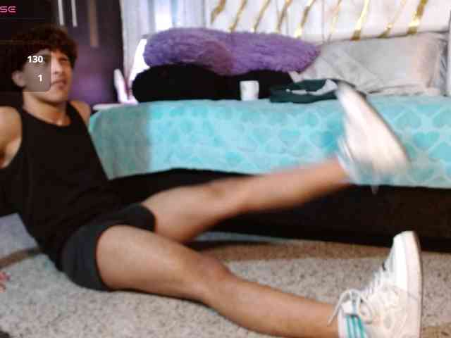 ian-smith Sex Cam Show