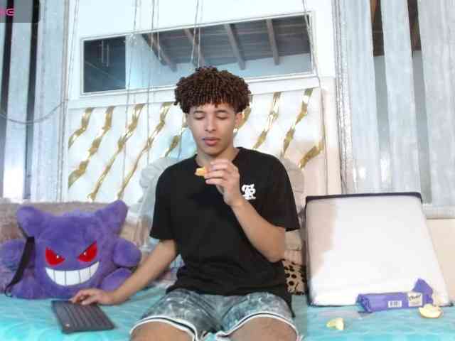 ian-smith Sex Cam Show