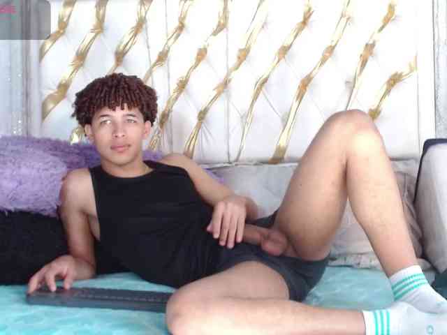 ian-smith Sex Cam Show