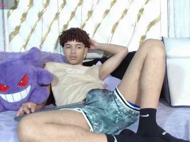 ian-smith Sex Cam Show