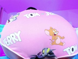 emili-clark Porn Show