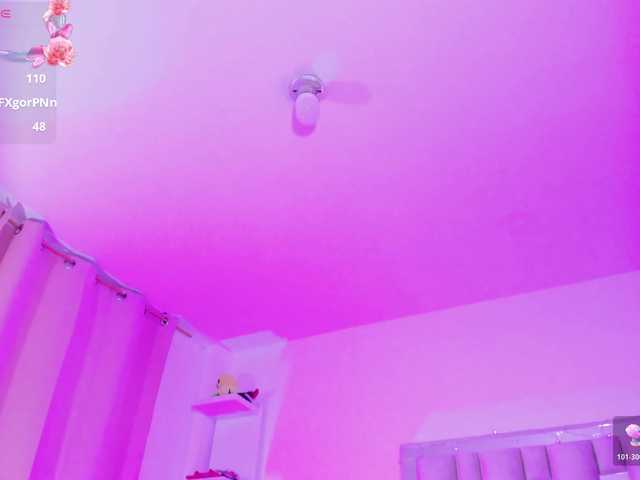 emili-clark live cam on BongaCams