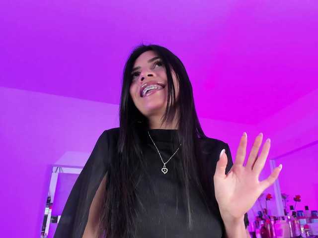 emili-clark