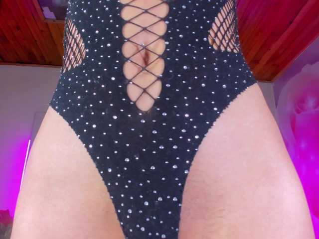 emili-clark live cam on BongaCams