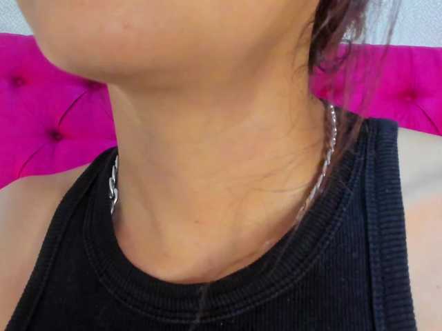 MiaElieth live cam on BongaCams
