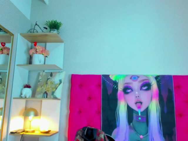 MiaElieth live cam