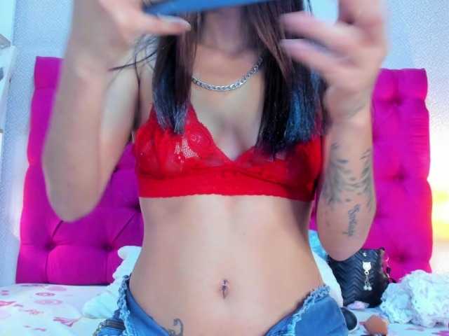 MiaElieth live cam preview
