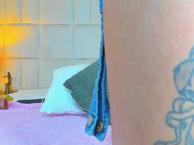 MiaElieth live cam on BongaCams