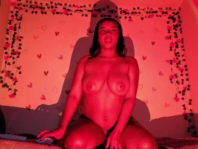 Emmaconner-1 live cam on BongaCams