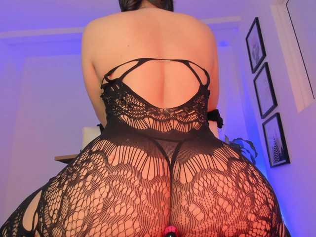 roshanilewis live cam preview