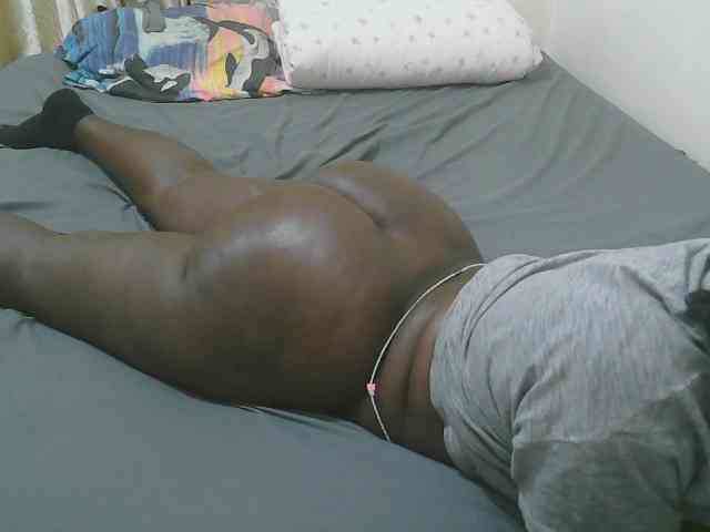Pretty-novah webcam