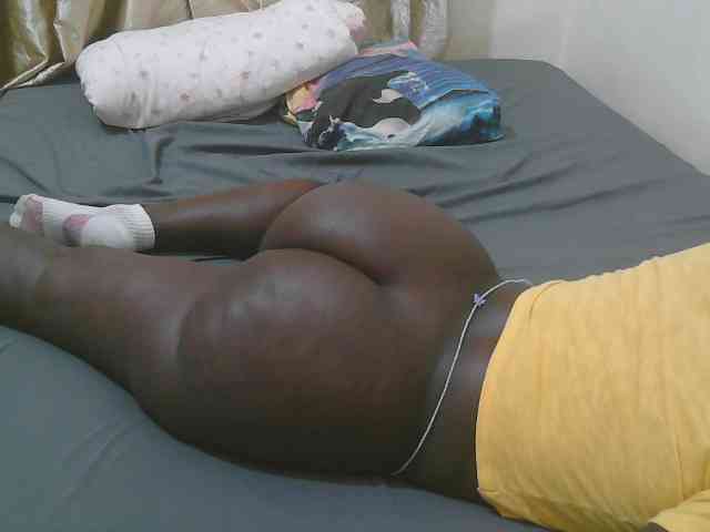 Pretty-novah webcam