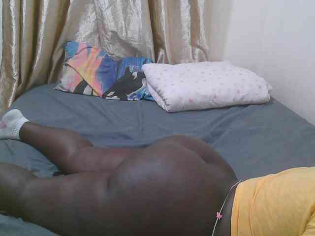 Pretty-novah webcam