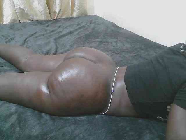 Pretty-novah webcam