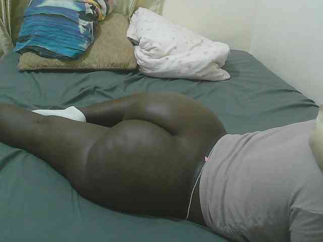 Pretty-novah webcam