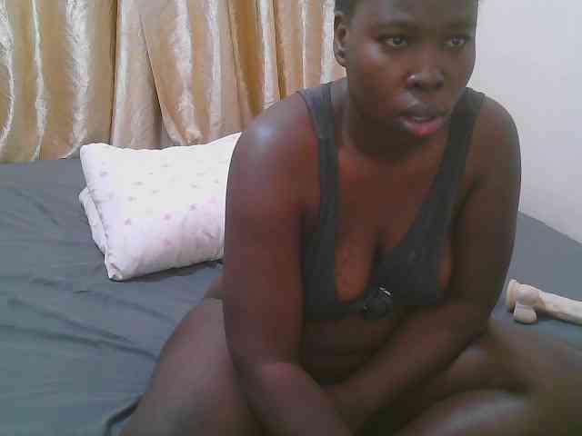 Pretty-novah webcam