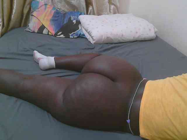 Pretty-novah webcam