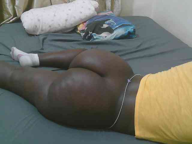 Pretty-novah webcam