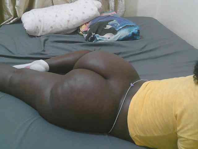 Pretty-novah webcam