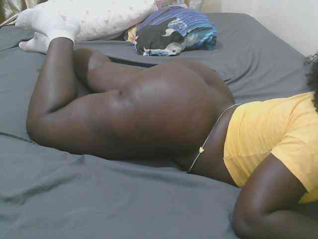 Pretty-novah webcam