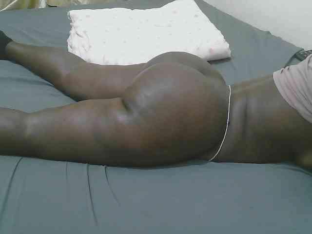 Pretty-novah webcam