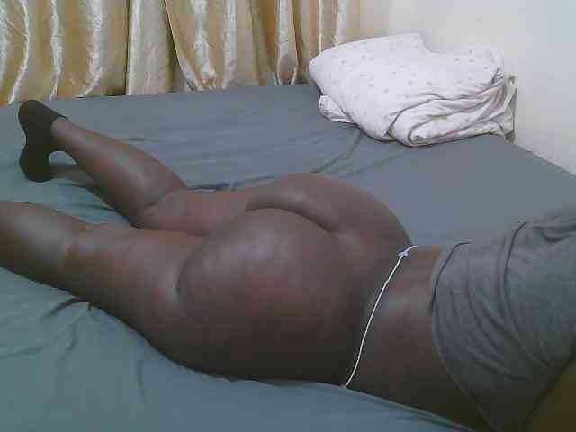 Pretty-novah webcam