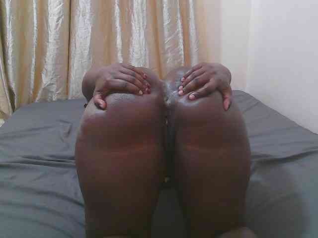 Pretty-novah webcam