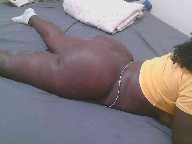 Pretty-novah webcam