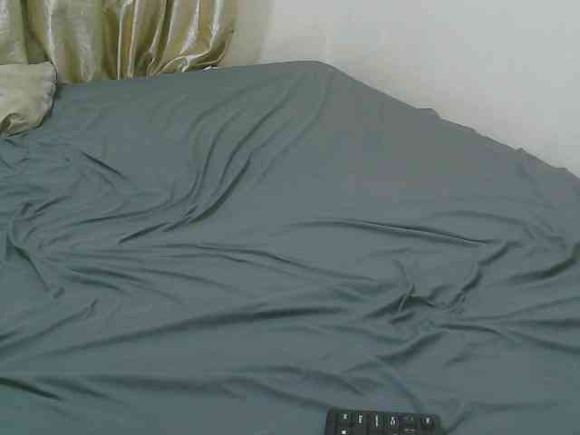 Pretty-novah webcam