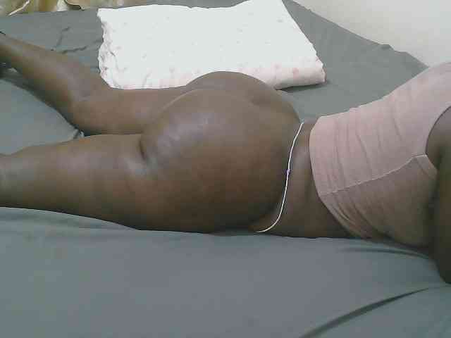 Pretty-novah webcam