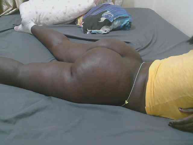 Pretty-novah webcam