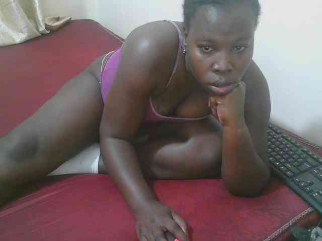 Pretty-novah webcam
