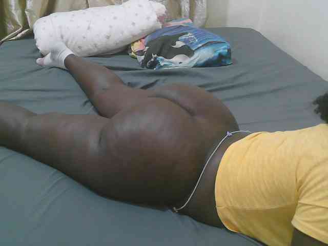 Pretty-novah webcam