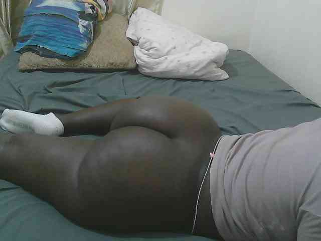 Pretty-novah webcam