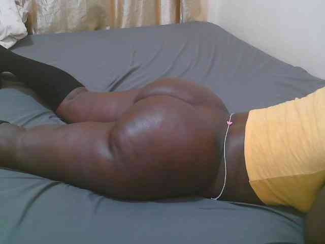 Pretty-novah webcam